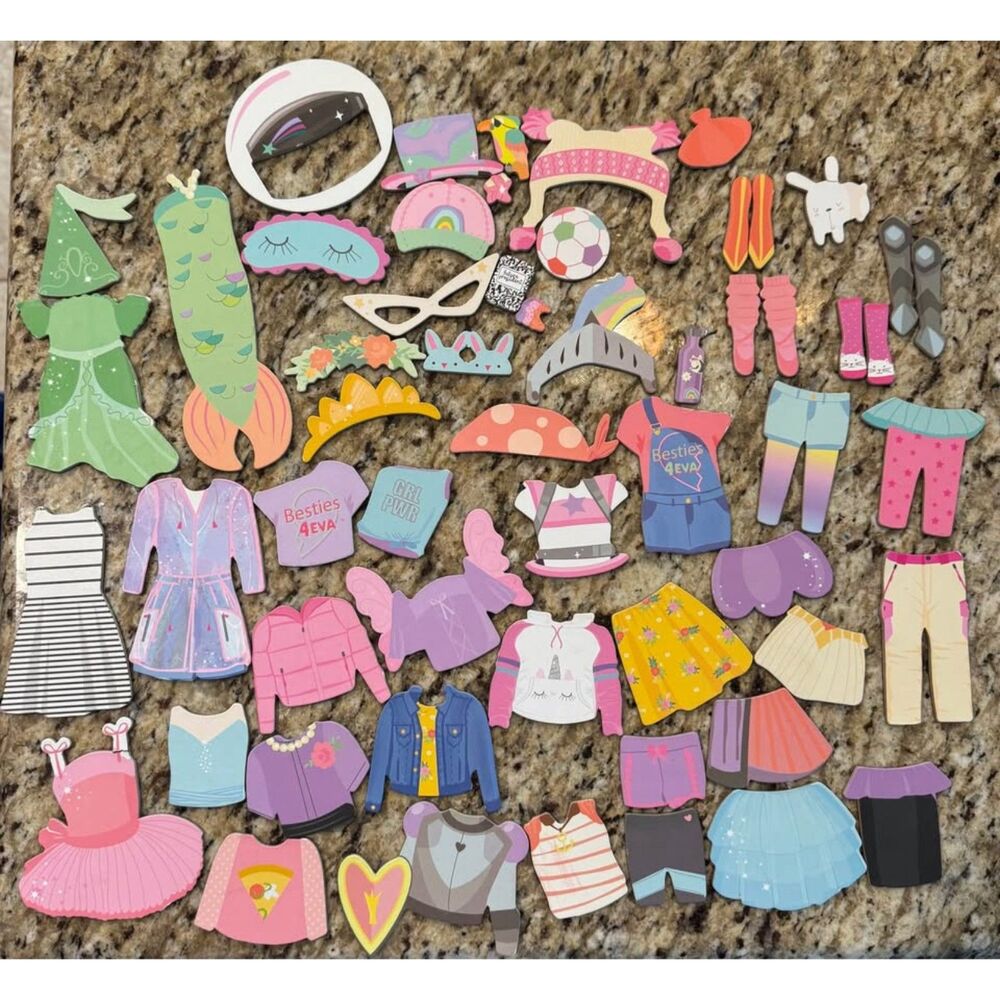Story Magic 6 wooden magnetic dress up dolls